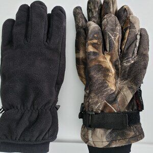 2 Pair of Men's Thinsulate gloves